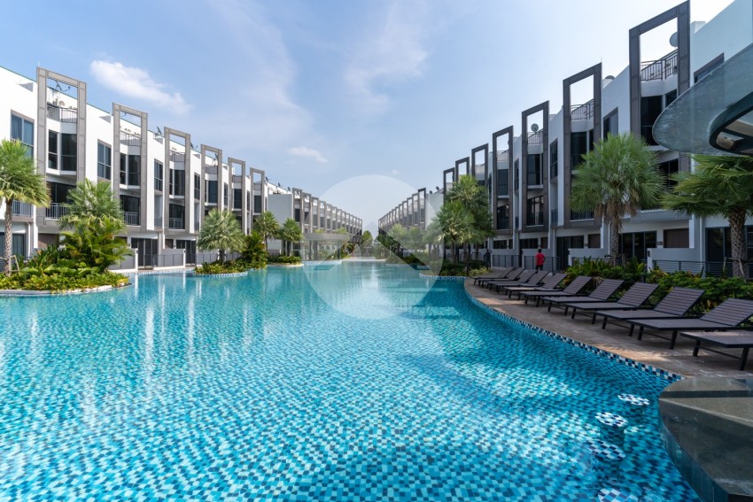 5 Bedrooms Link House For Sale - Chbar Ampov, Phnom Penh