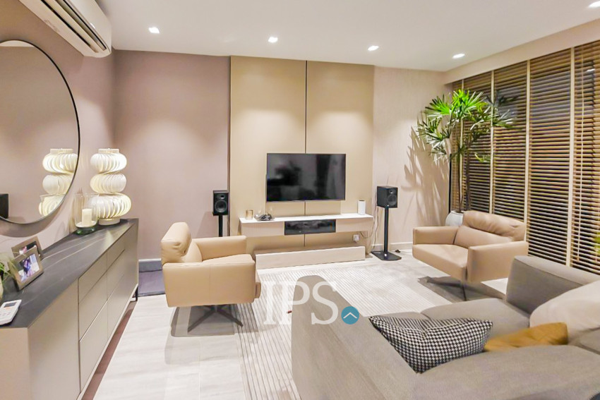 5 Bedrooms Link House For Sale - Chbar Ampov, Phnom Penh