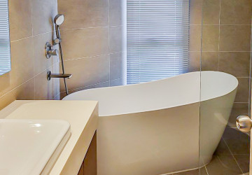 5 Bedrooms Link House For Sale - Chbar Ampov, Phnom Penh thumbnail