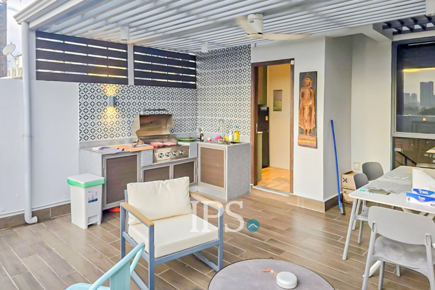 5 Bedrooms Link House For Sale - Chbar Ampov, Phnom Penh