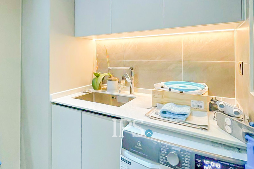 5 Bedrooms Link House For Sale - Chbar Ampov, Phnom Penh