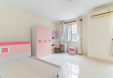 4 Bedroom Villa For Rent - PH Rosato,  Chbar Ampov, Phnom Penh thumbnail