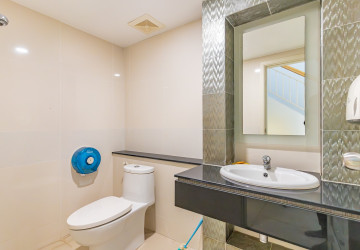 4 Bedroom Villa For Rent - PH Rosato,  Chbar Ampov, Phnom Penh thumbnail