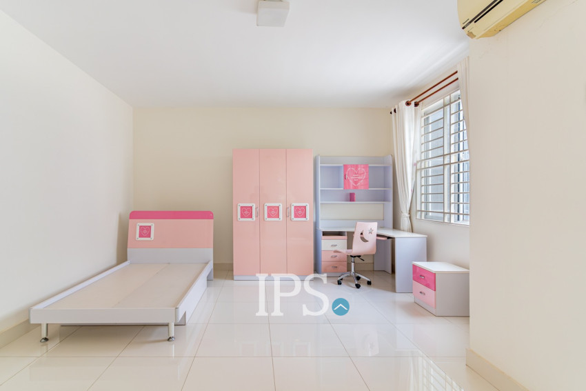 4 Bedroom Villa For Rent - PH Rosato,  Chbar Ampov, Phnom Penh
