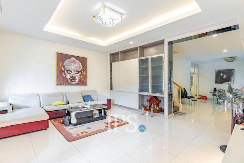 4 Bedroom Villa For Rent - PH Rosato,  Chbar Ampov, Phnom Penh