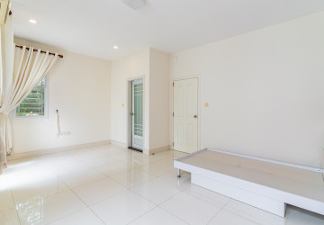 4 Bedroom Corner Twin Villa for Sale - PH Rosato, Chbar Ampov, Phnom Penh thumbnail