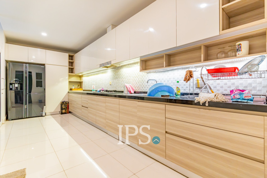 4 Bedroom Corner Twin Villa for Sale - PH Rosato, Chbar Ampov, Phnom Penh