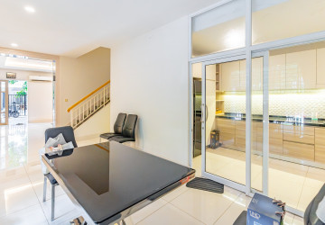 4 Bedroom Corner Twin Villa for Sale - PH Rosato, Chbar Ampov, Phnom Penh thumbnail