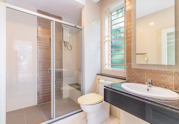 4 Bedroom Corner Twin Villa for Sale - PH Rosato, Chbar Ampov, Phnom Penh thumbnail