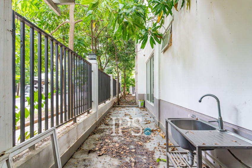 4 Bedroom Corner Twin Villa for Sale - PH Rosato, Chbar Ampov, Phnom Penh