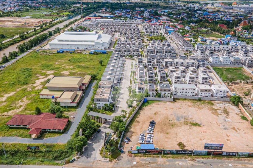 3 Bedroom Villa Plus Touch For Sale - Borey Chankiri, Preaek Kampues, Phnom Penh