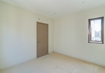 3 Bedroom Villa Plus Touch For Sale - Borey Chankiri, Preaek Kampues, Phnom Penh thumbnail