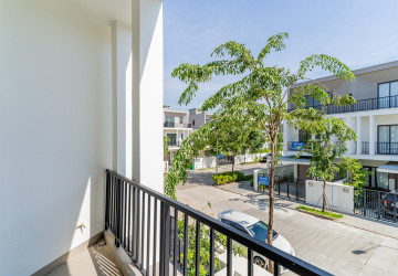 3 Bedroom Villa Plus Touch For Sale - Borey Chankiri, Preaek Kampues, Phnom Penh thumbnail