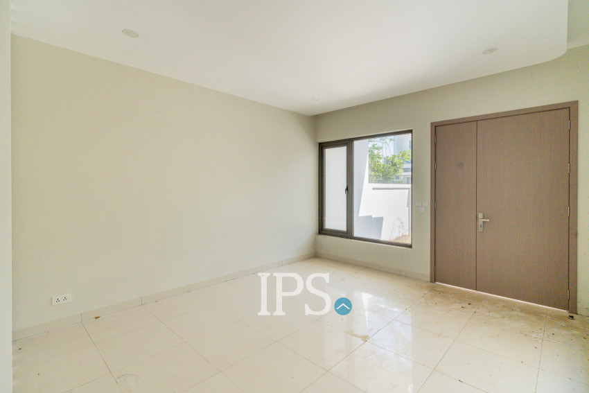 3 Bedroom Villa Plus Touch For Sale - Borey Chankiri, Preaek Kampues, Phnom Penh