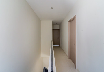 3 Bedroom Villa Plus Touch For Sale - Borey Chankiri, Preaek Kampues, Phnom Penh thumbnail