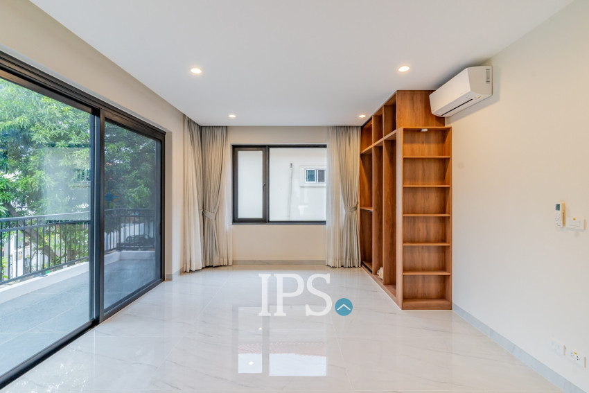 4 Bedroom Villa For Rent - Bassac Garden City, Tonle Bassac, Phnom Penh