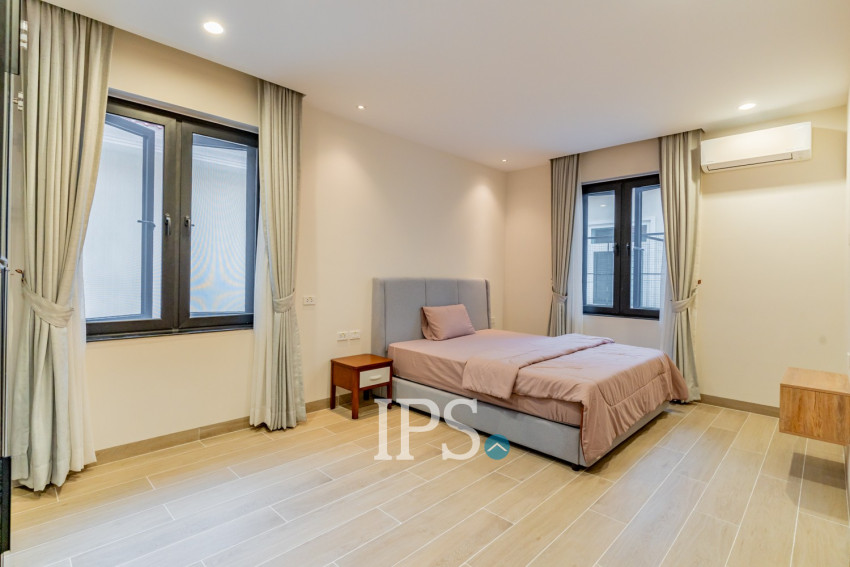 4 Bedroom Villa For Rent - Bassac Garden City, Tonle Bassac, Phnom Penh