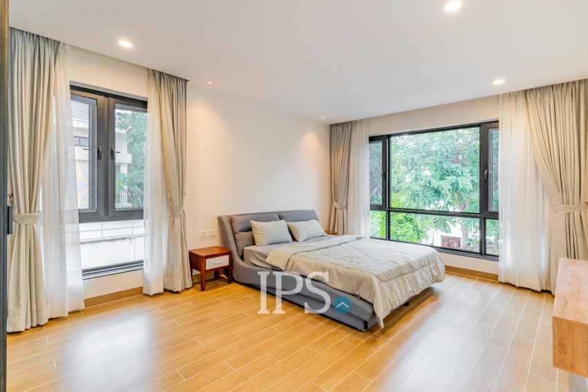 4 Bedroom Villa For Rent - Bassac Garden City, Tonle Bassac, Phnom Penh