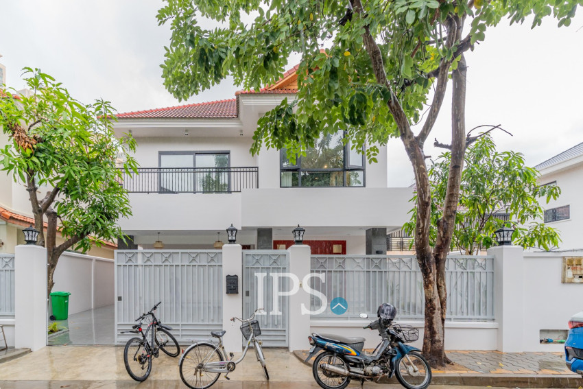 4 Bedroom Villa For Rent - Bassac Garden City, Tonle Bassac, Phnom Penh