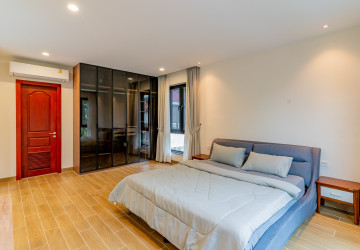 4 Bedroom Villa For Rent - Bassac Garden City, Tonle Bassac, Phnom Penh thumbnail