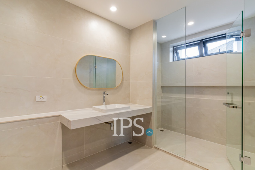 4 Bedroom Villa For Rent - Bassac Garden City, Tonle Bassac, Phnom Penh