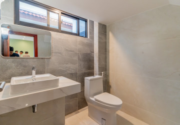 4 Bedroom Villa For Rent - Bassac Garden City, Tonle Bassac, Phnom Penh thumbnail