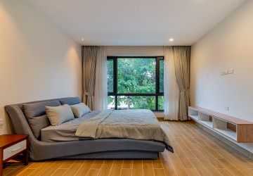 4 Bedroom Villa For Rent - Bassac Garden City, Tonle Bassac, Phnom Penh thumbnail