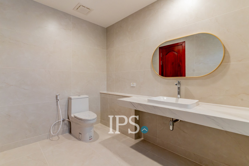 4 Bedroom Villa For Rent - Bassac Garden City, Tonle Bassac, Phnom Penh