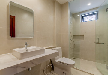 4 Bedroom Villa For Rent - Bassac Garden City, Tonle Bassac, Phnom Penh thumbnail