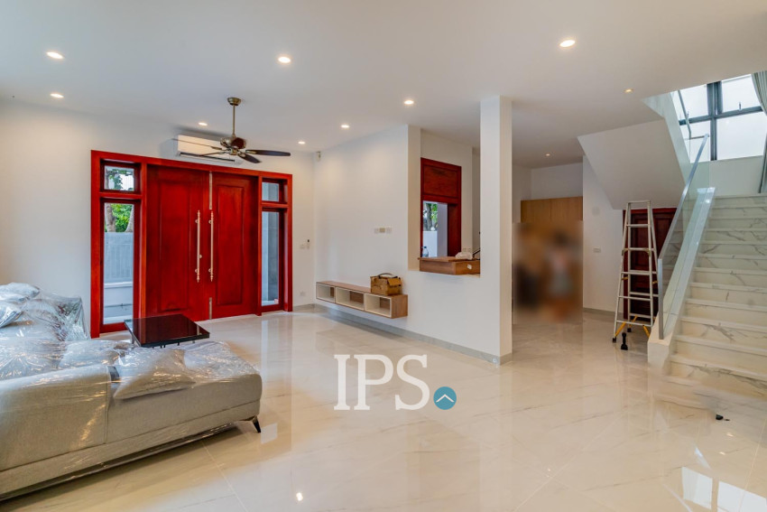 4 Bedroom Villa For Rent - Bassac Garden City, Tonle Bassac, Phnom Penh