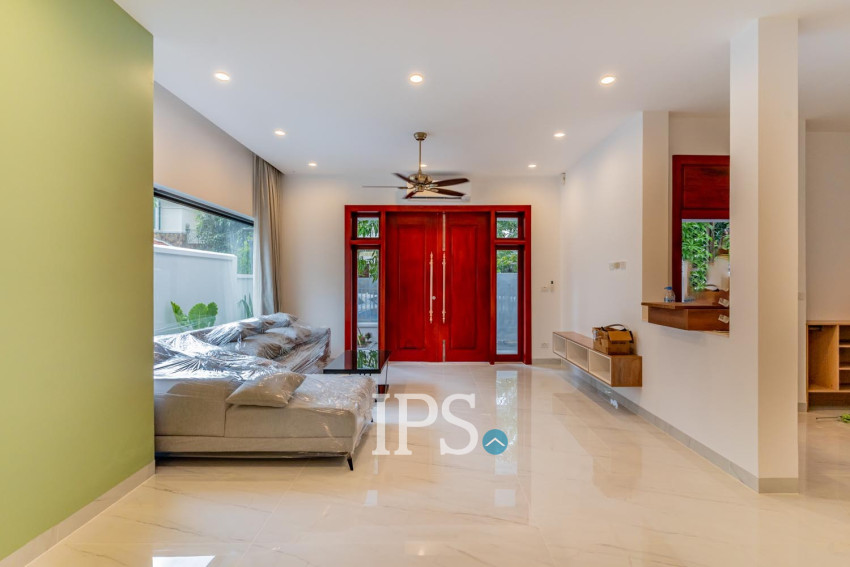 4 Bedroom Villa For Rent - Bassac Garden City, Tonle Bassac, Phnom Penh