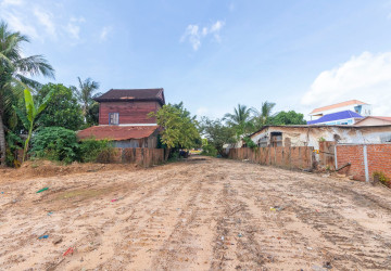 913 Sqm Land For Sale - Sangkat Siem Reap, Siem Reap thumbnail