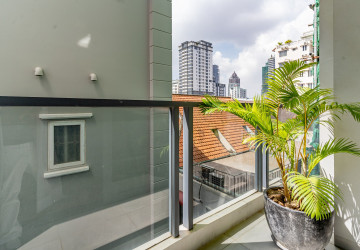 2 Bedroom Serviced Apartment For Rent - BKK1, Phnom Penh thumbnail