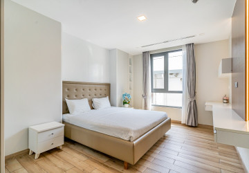 2 Bedroom Serviced Apartment For Rent - BKK1, Phnom Penh thumbnail