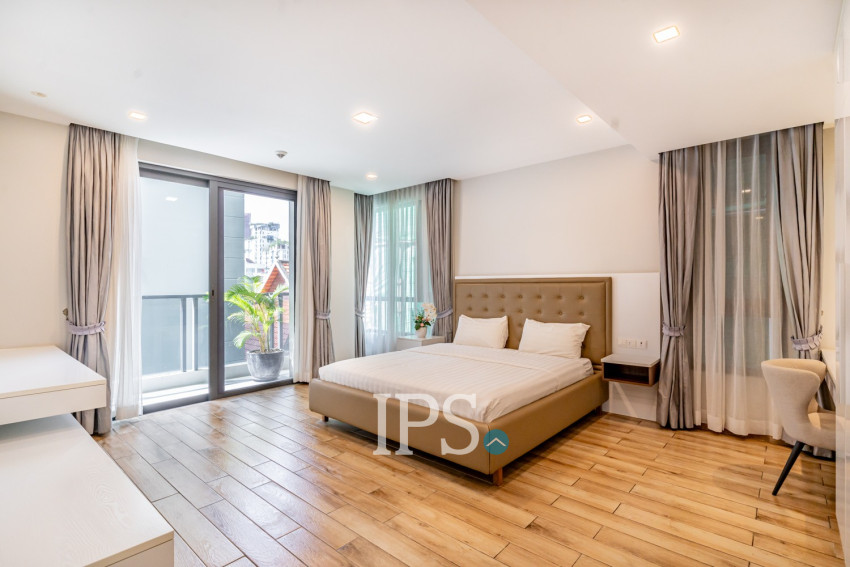 2 Bedroom Serviced Apartment For Rent - BKK1, Phnom Penh