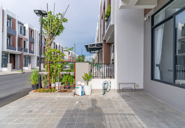 4 Bedroom Link House For Rent - The Prince One Tropica, Sen Sok, Phnom Penh thumbnail