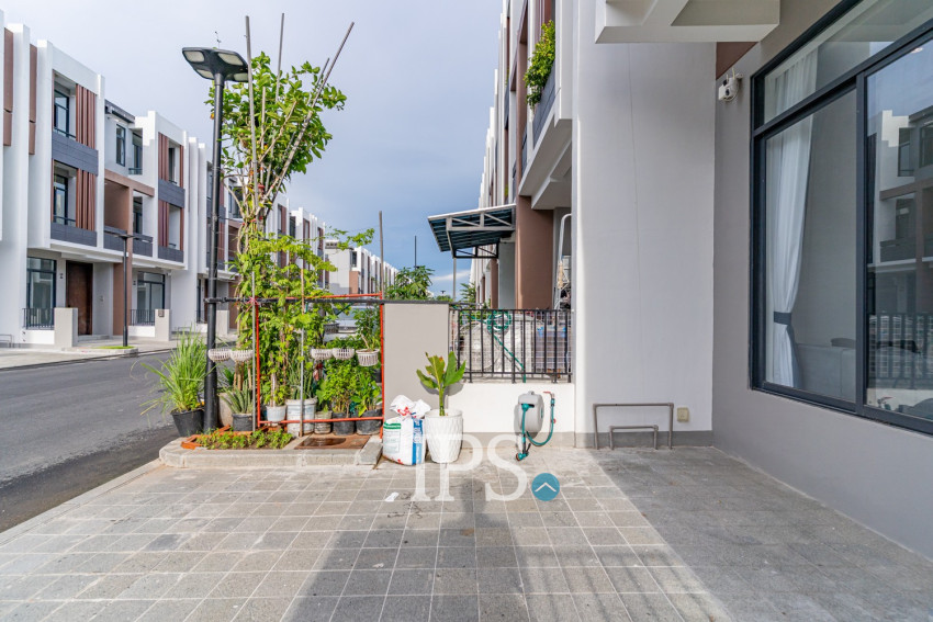4 Bedroom Link House For Rent - The Prince One Tropica, Sen Sok, Phnom Penh