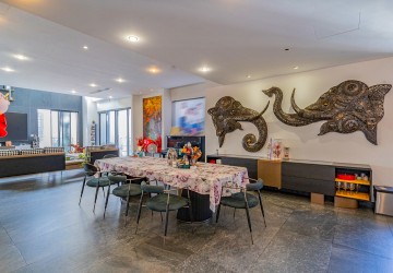 25th Floor 3 Bedroom Penthouse For Rent - Embassy Central, BKK1, Phnom Penh thumbnail