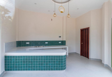 30 Sqm Retail Space For Rent - Sala Kamreuk, Siem Reap thumbnail
