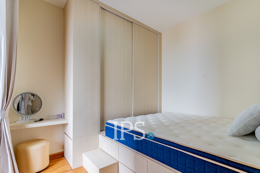 32nd Floor 1 Bedroom Condo for Sale - The Pinnacle, Tonle Bassac, Phnom Penh