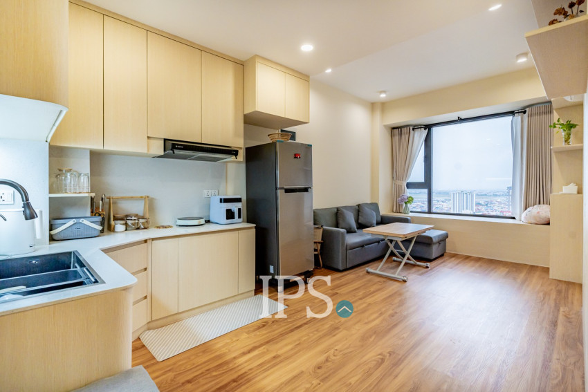 32nd Floor 1 Bedroom Condo for Sale - The Pinnacle, Tonle Bassac, Phnom Penh