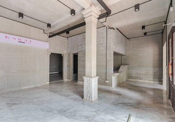 Commercial Space with Residence For Rent - Slor Kram, Siem Reap thumbnail