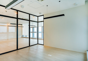 109.74 Sqm Office Space For Rent - GIA Tower, Tonle Bassac, Phnom Penh thumbnail