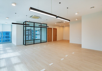 109.74 Sqm Office Space For Rent - GIA Tower, Tonle Bassac, Phnom Penh thumbnail