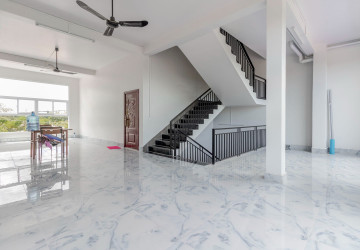 2 Bedroom Shophouse For Rent - Slor Kram, Siem Reap thumbnail