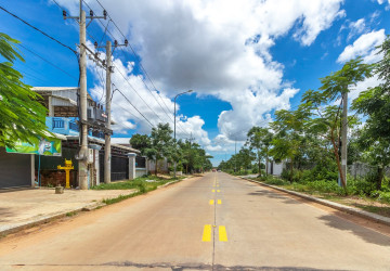 2 Bedroom Shophouse For Rent - Slor Kram, Siem Reap thumbnail