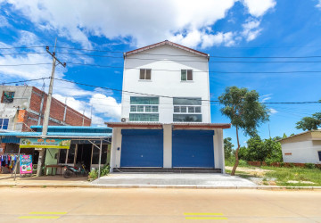 2 Bedroom Shophouse For Rent - Slor Kram, Siem Reap thumbnail
