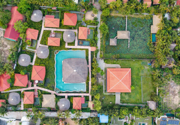 Boutique Resort with 19 Villas and Restaurant For Rent - Sala Kamreuk, Siem Reap thumbnail