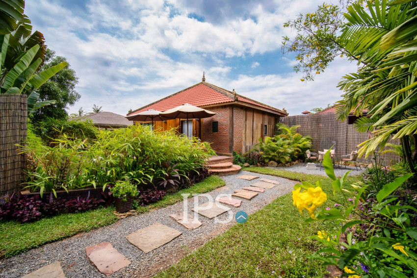 Boutique Resort with 19 Villas and Restaurant For Rent - Sala Kamreuk, Siem Reap