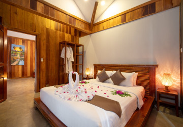 Boutique Resort with 19 Villas and Restaurant For Rent - Sala Kamreuk, Siem Reap thumbnail